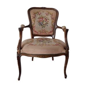 Stoel vintage bloemenprint roze