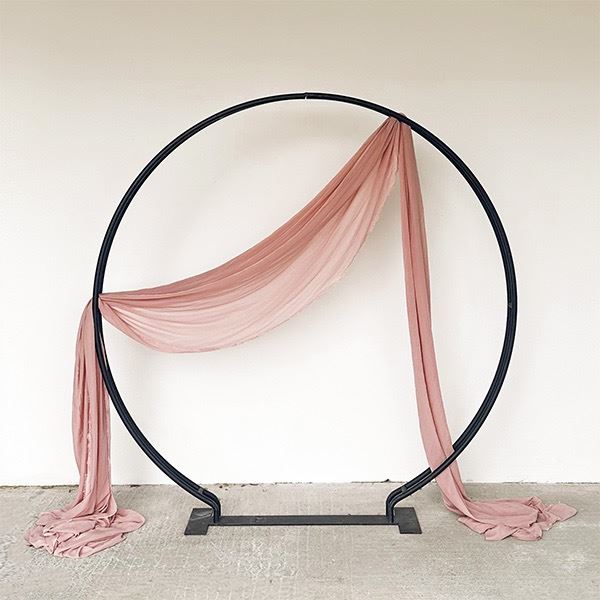 Backdrop rond zwart + mauve doek