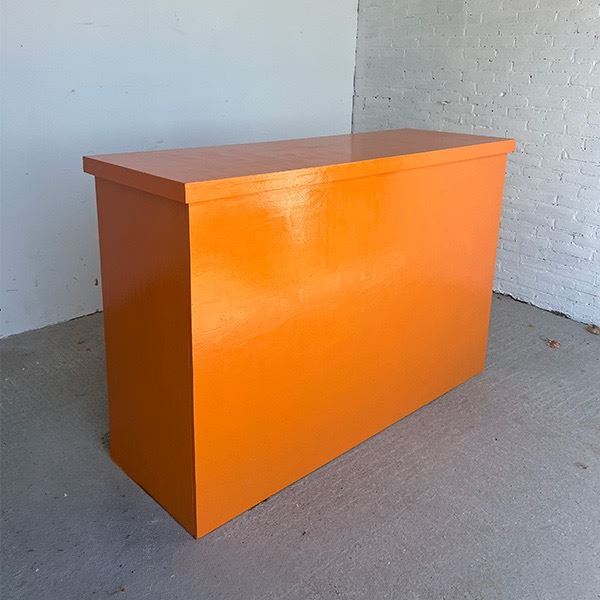 Inklapbare oranje bar