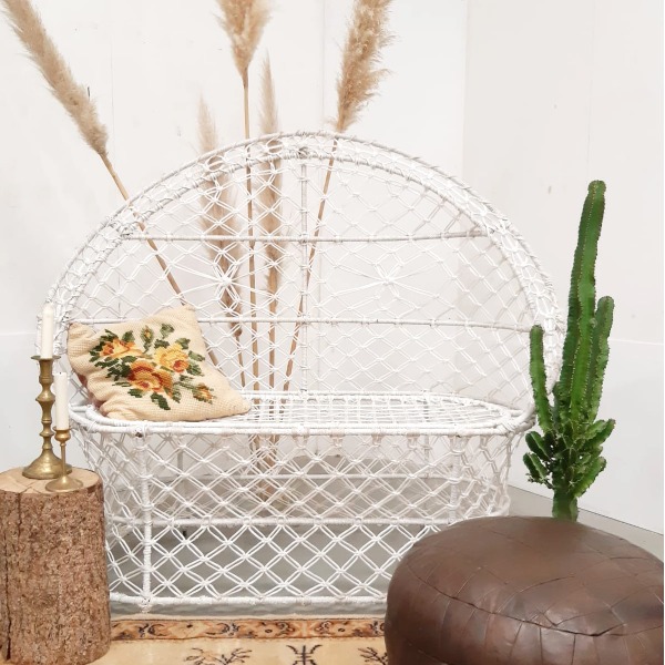 Bank macrame